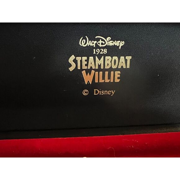 Vintage Disney Limited Edition Steamboat Willie Seiko Watch *New* - Picture 9 of 14